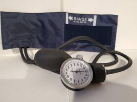 Lakeshore C613861 Child Manual Blood Pressure Cuff Sphygmomanometer