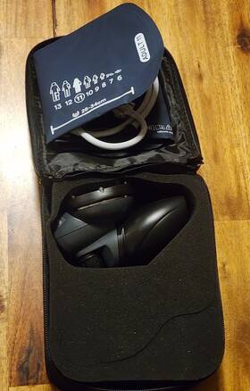 Ds58 Welch Allyn D558 Tycos Hand Aneroid Sphygmomanometer Blood Pressure Nwob