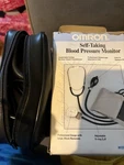 Omron HEM-18 Analog Upper Arm Blood Pressure Monitor With Cuff & Stethoscope. Fixed Price $14.88.