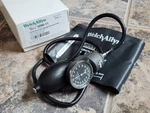 Nice Welch Allyn Tycos 5098-11 Hand Aneroid Sphygmomanometer Adult Cuff In Box. Fixed Price $124.99.